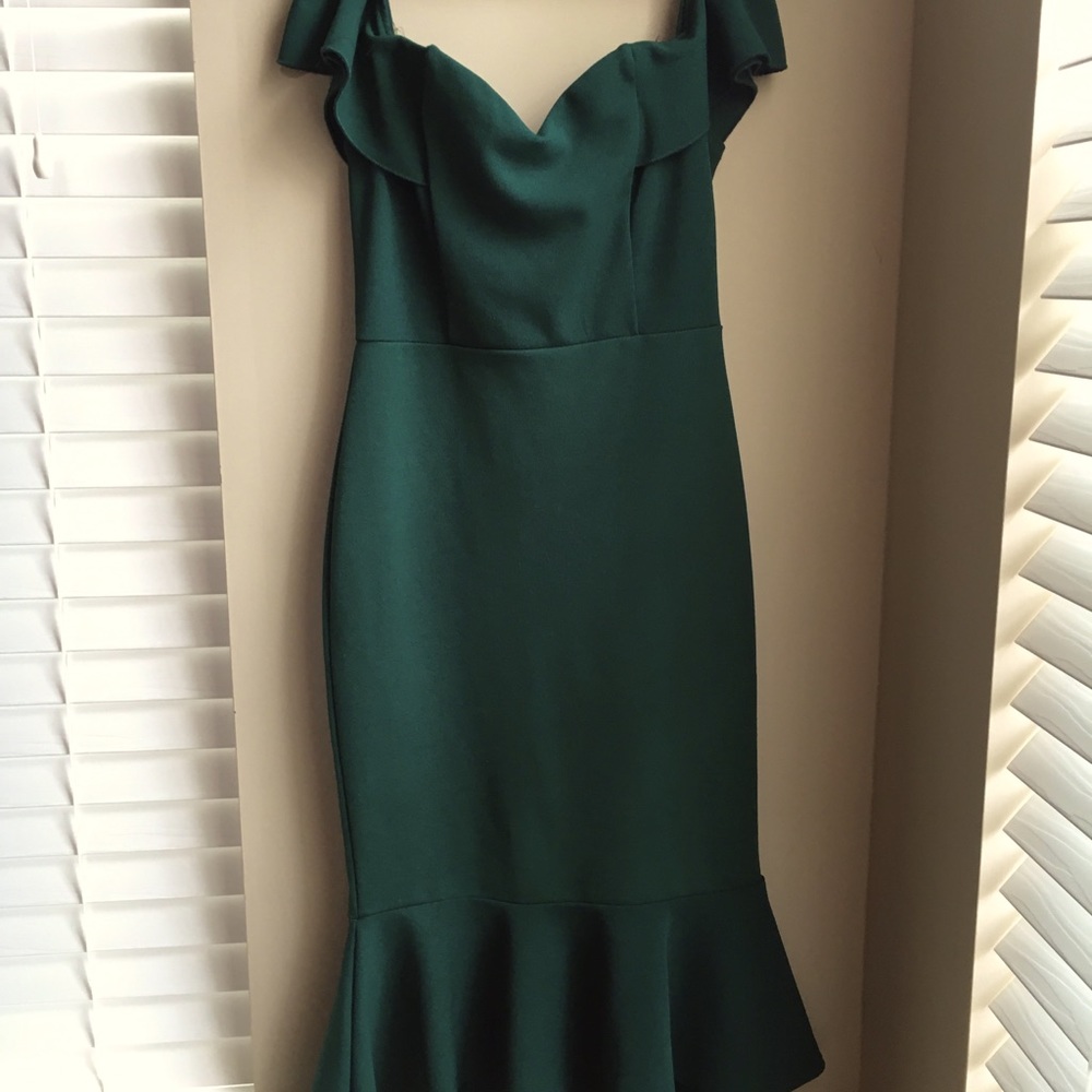 Dark Green Off-Shoulder Midi Dress